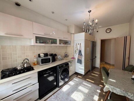 2 otaqlı yeni tikili - Memar Əcəmi m. - 85.5 m²