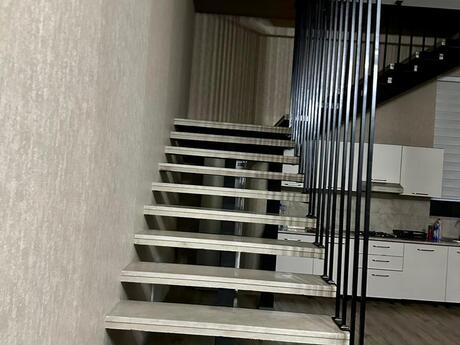 5 otaqlı həyət evi/bağ evi - Nardaran q. - 220 m²