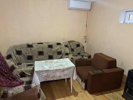 2 otaqlı həyət evi/bağ evi - Lökbatan q. - 85 m²