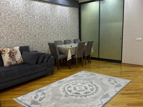 Elan №6054070 - Bakı, Qara Qarayev m., 2 otaqlı, 75 m², 12/17 mərtəbə