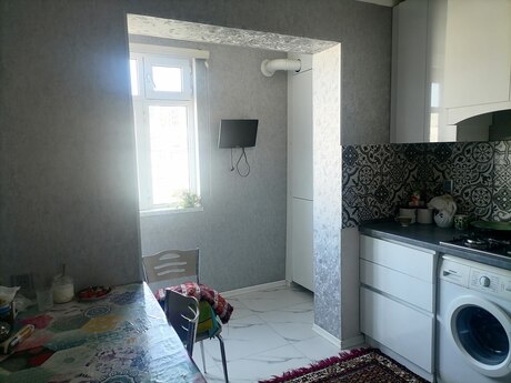 3 otaqlı köhnə tikili - Gənclik m. - 72 m²