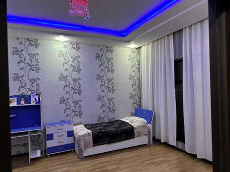 6 otaqlı həyət evi/bağ evi - Sumqayıt - 240 m²