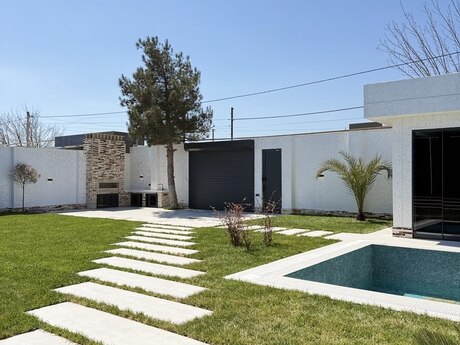 5 otaqlı həyət evi/bağ evi - Mərdəkan q. - 250 m²