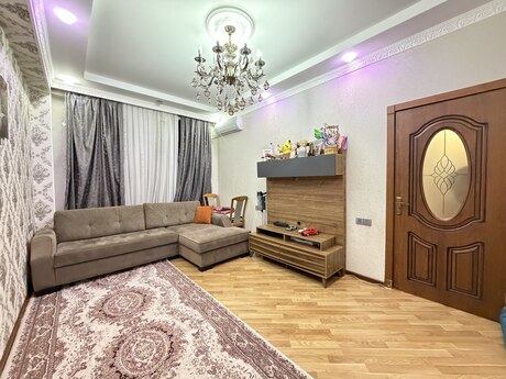 Elan №6054357 - Bakı, Qaraçuxur q., 2 otaqlı, 65 m², 11/12 mərtəbə