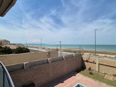 5 otaqlı həyət evi/bağ evi - Novxanı q. - 250 m²