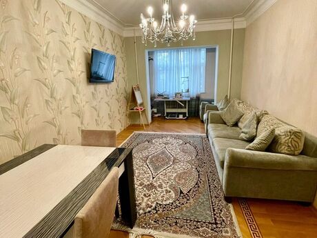 3 otaqlı köhnə tikili - Əhmədli m. - 90 m²
