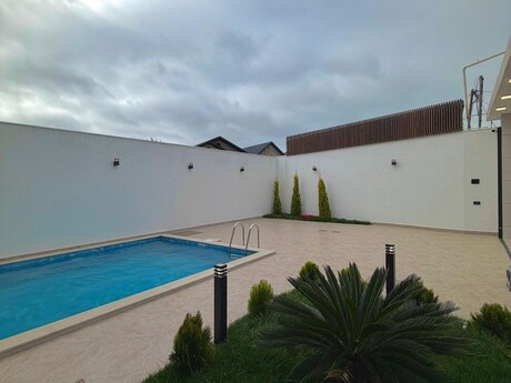 4 otaqlı həyət evi/bağ evi - Mərdəkan q. - 190 m²