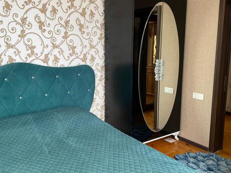 4 otaqlı həyət evi/bağ evi - Binəqədi r. - 100 m²