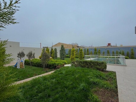 7 otaqlı həyət evi/bağ evi - Şüvəlan q. - 500 m²
