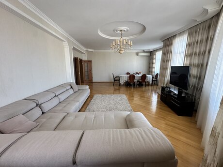3-комн. новостройка - м. Шах Исмаил Хатаи - 150 м²