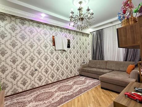 Elan №6054519 - Bakı, Qaraçuxur q., 2 otaqlı, 65 m², 11/12 mərtəbə