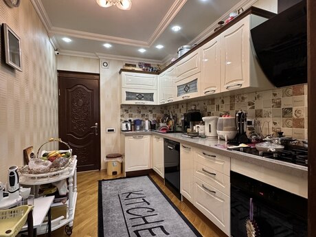 3 otaqlı mənzil, 85 m², Elmlər Akademiyası: 288 000 ₼ 2