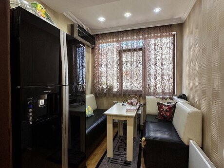 3 otaqlı mənzil, 85 m², Elmlər Akademiyası: 288 000 ₼ 3