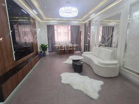 Объявление №6054624 - Баку, м. 28 мая, 3-комн., 155 м², 12/17 этаж