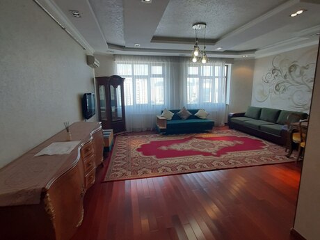 2 otaqlı yeni tikili - Şah İsmayıl Xətai m. - 81 m²