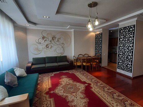 2 otaqlı yeni tikili - Şah İsmayıl Xətai m. - 81 m²
