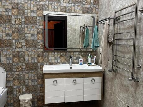 5 otaqlı həyət evi/bağ evi - Nardaran q. - 240 m²