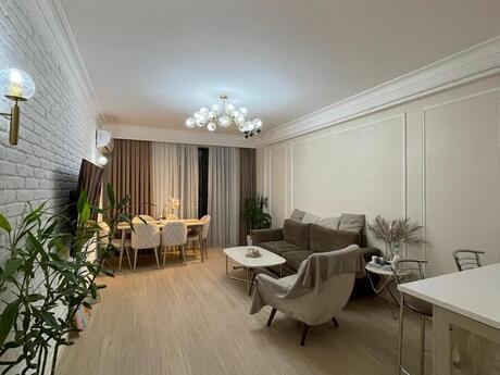 Объявление №6054661 - Баку, пос. Ази Асланова, 3-комн., 100 м², 5/19 этаж