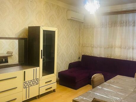 2 otaqlı köhnə tikili - Memar Əcəmi m. - 50 m²