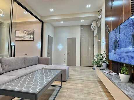 3 otaqlı yeni tikili - Xətai r. - 130 m²