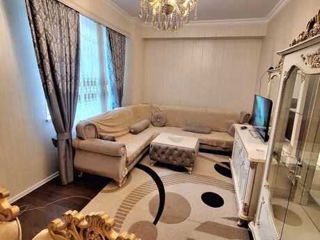 Объявление №6054735 - Баку, пос. Ени Ясамал, 3-комн., 86 м², 2/12 этаж