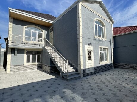 7 otaqlı həyət evi/bağ evi - Biləcəri q. - 190 m²