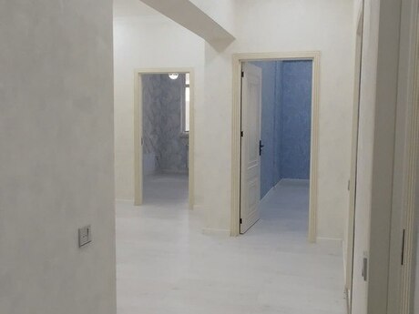 3-комн. новостройка - м. Иншаатчылар - 97 м²