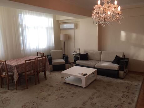 Elan №6054796 - Bakı, 28 May m., 2 otaqlı, 80 m², 14/16 mərtəbə