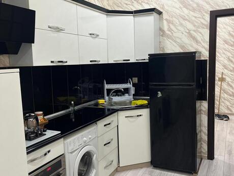 Объявление №6054834 - Баку, м. Шах Исмаил Хатаи, 2-комн., 85 м², 8/16 этаж