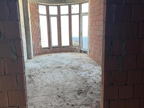 3 otaqlı yeni tikili - Şah İsmayıl Xətai m. - 144 m²
