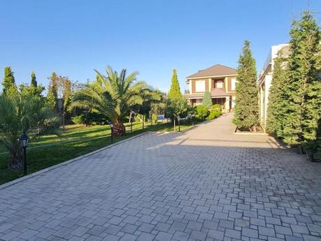 6 otaqlı həyət evi/bağ evi - Mərdəkan q. - 370 m²