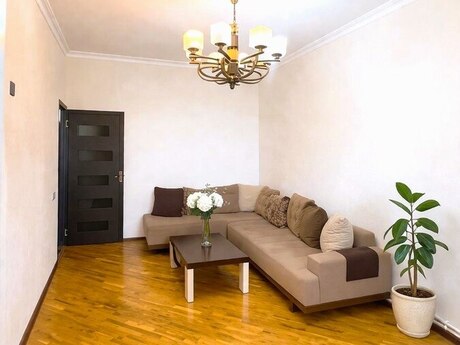 3 otaqlı köhnə tikili - Neftçilər m. - 100 m²