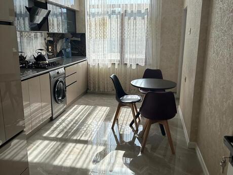 3 otaqlı yeni tikili - Azadlıq Prospekti m. - 105 m²