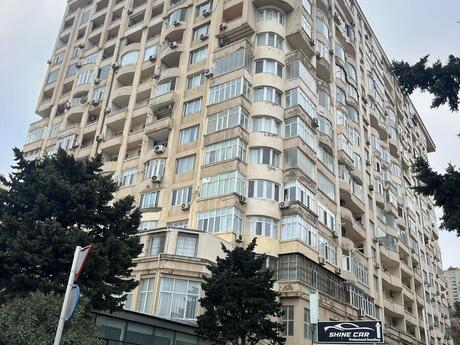 3 otaqlı yeni tikili - Elmlər Akademiyası m. - 146 m²