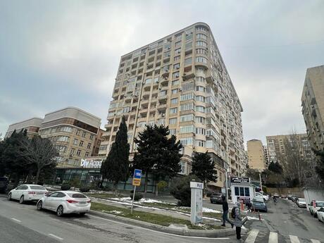 3 otaqlı yeni tikili - Elmlər Akademiyası m. - 146 m²