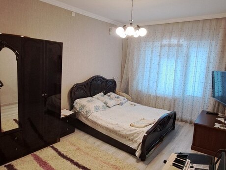 5 otaqlı köhnə tikili - Neftçilər m. - 120 m²