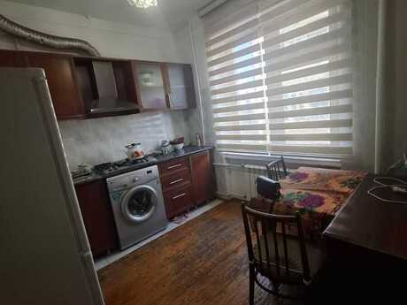 Elan №6055042 - Bakı, Memar Əcəmi m., 2 otaqlı, 65 m², 8/9 mərtəbə