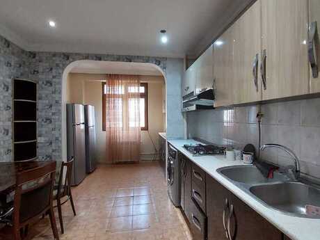 3 otaqlı köhnə tikili - Yasamal r. - 75 m²