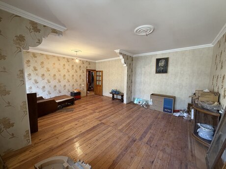 5 otaqlı yeni tikili - İnşaatçılar m. - 120 m²