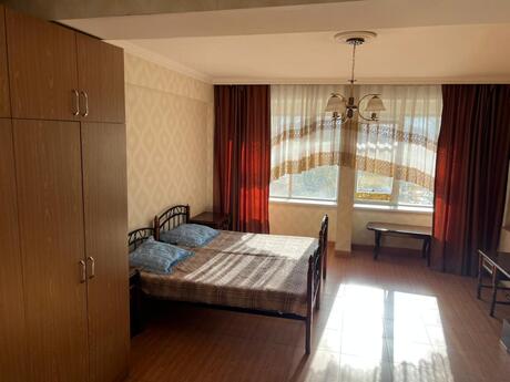 3 otaqlı köhnə tikili - Nizami m. - 104 m²