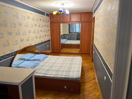 3 otaqlı köhnə tikili - Nizami m. - 104 m²