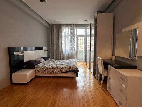2 otaqlı yeni tikili - Şah İsmayıl Xətai m. - 70 m²
