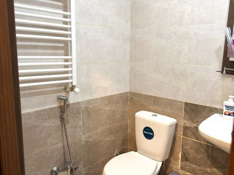 2 otaqlı yeni tikili - İnşaatçılar m. - 45 m²