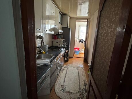3 otaqlı köhnə tikili - 20 Yanvar m. - 87 m²