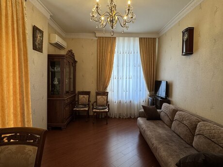 2 otaqlı yeni tikili - Elmlər Akademiyası m. - 100 m²