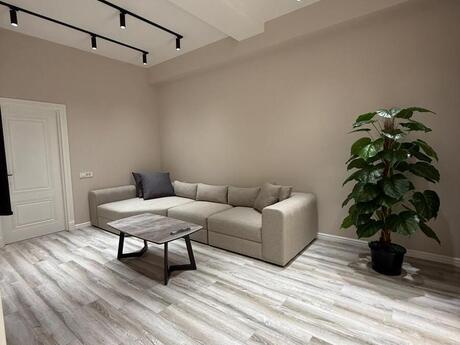 Объявление №6055169 - Баку, пос. Аг шехер, 2-комн., 87 м², 4/7 этаж