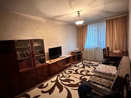 3 otaqlı köhnə tikili - Azadlıq Prospekti m. - 85 m²