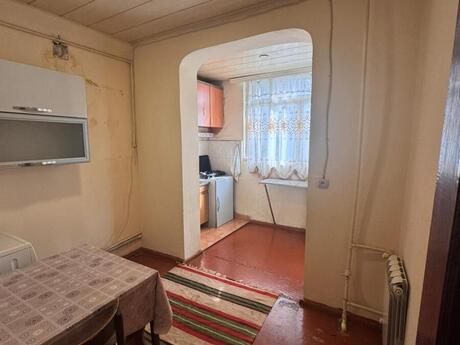 2 otaqlı köhnə tikili - Azadlıq Prospekti m. - 65 m²