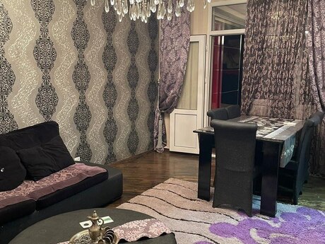 3 otaqlı köhnə tikili - Memar Əcəmi m. - 60 m²