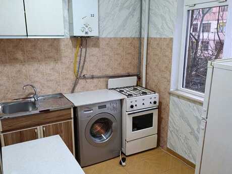 1 otaqlı köhnə tikili - Memar Əcəmi m. - 35 m²